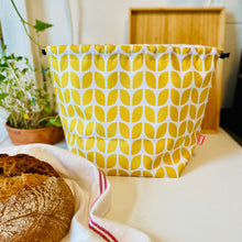 Bread Bag and Basket (Wheat)